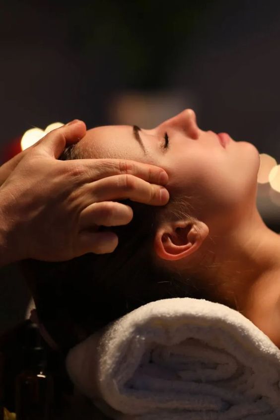 Masaje craneofacial en Taroso Experience